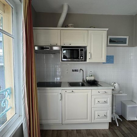 Hotel-Restaurant Printania Динард Екстериор снимка